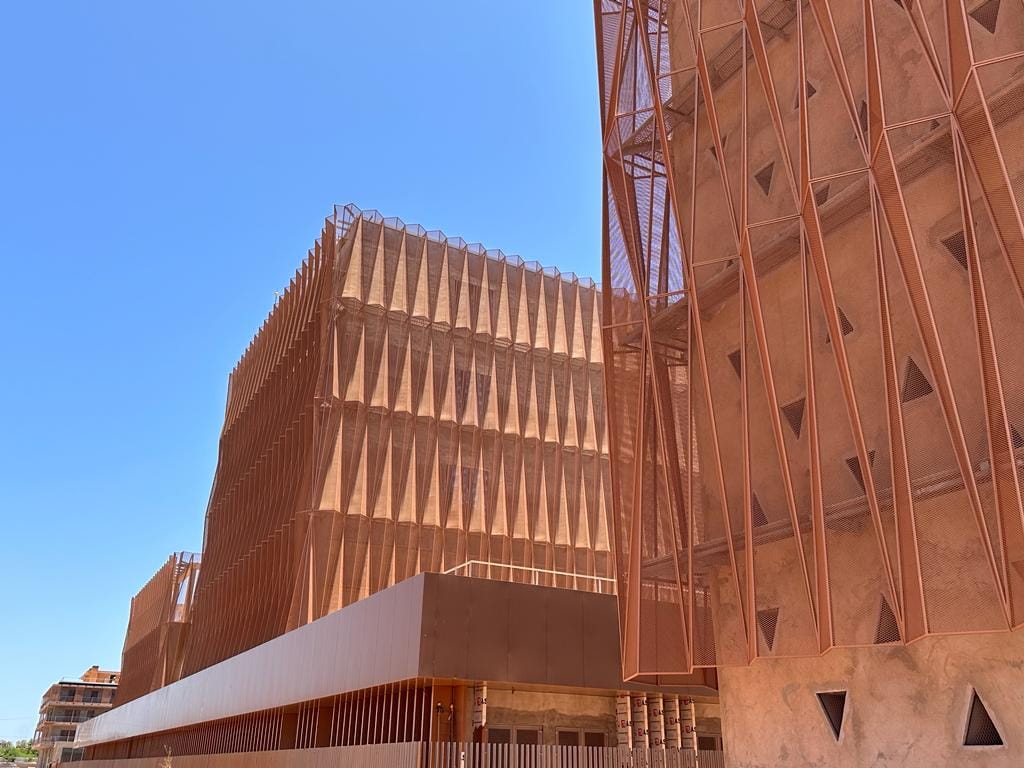 Secondary Facade application