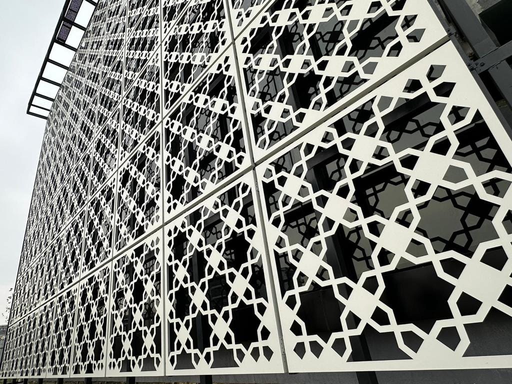 Secondary Facade application