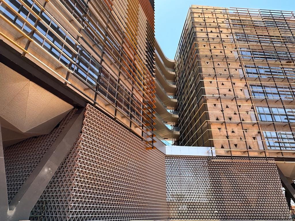 Secondary Facade application